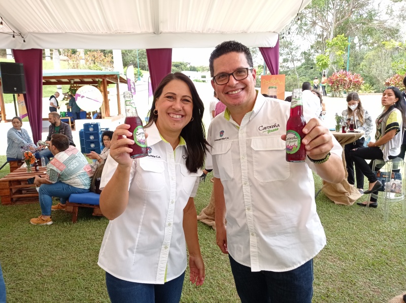 Beatriz Pachano y Edgardo Omaña