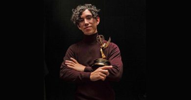 El joven director venezolano Alejandro Mendoza Llopis recibió su primer Emmy