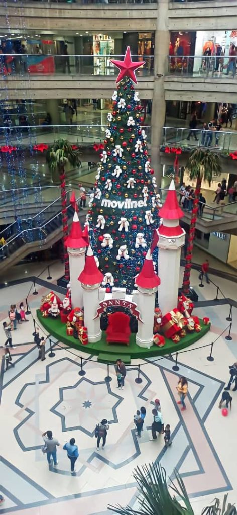 Árbol de navidad en el Recreo