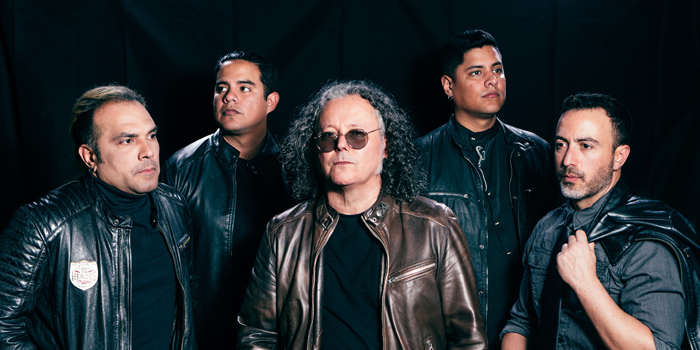 La banda SurDeLuxe se consolida como la banda latinoamericana No.1 en EEUU