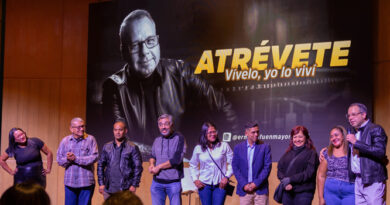 Ernesto Fuenmayor presentó su conferencia “Atrévete, vívelo yo lo viví” en Caracas