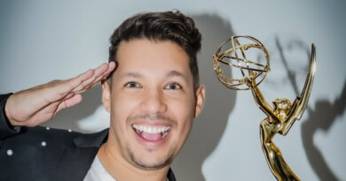 Por segundo año consecutivo Esteban Emilio Rodríguez se alza con un premio Emmy.