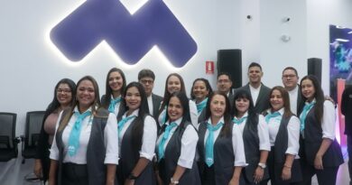 Movilnet inaugura Centro de Negocios