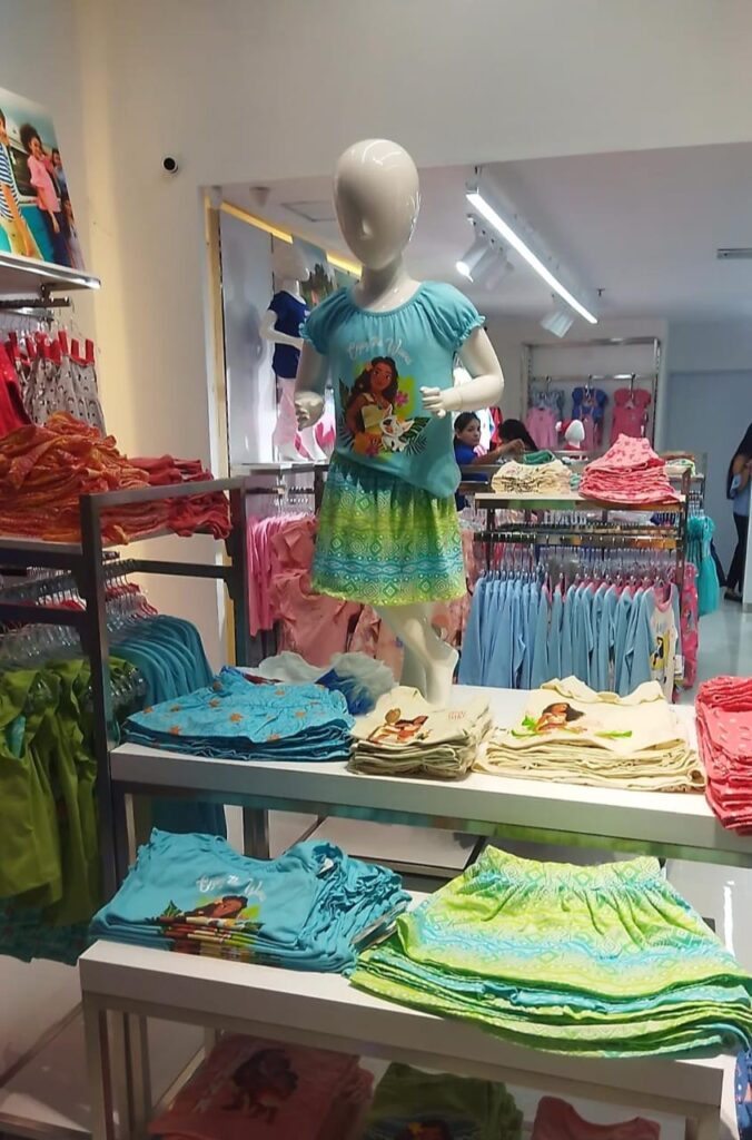 St. Jacks llega a Valencia con una amplia propuesta en ropa infantil y juvenil