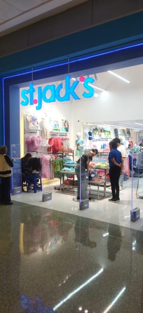llegó a valencia la tienda St. Jacks