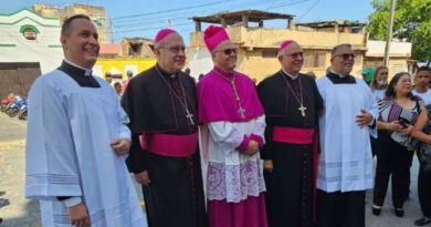 Toma de posesión de Monseñor Pablo González como V Obispo de la Guaira