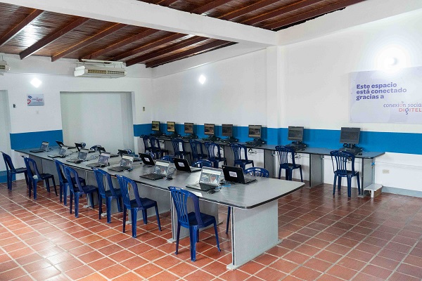 Digitel dotó de conectividad a centros educativos y de salud en la Isla de Coche