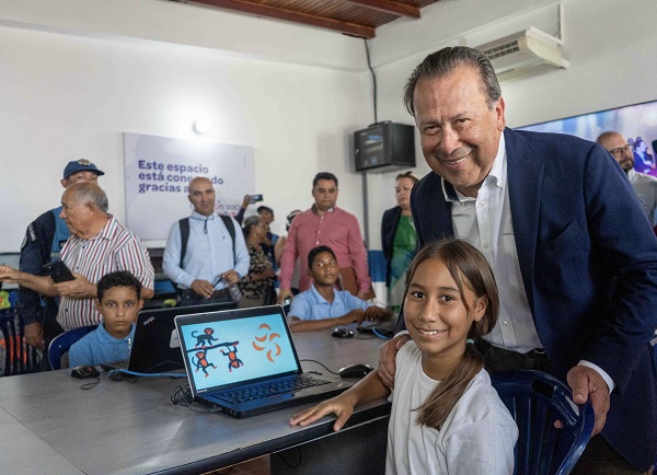 Digitel dotó de conectividad a centros educativos y de salud en la Isla de Coche