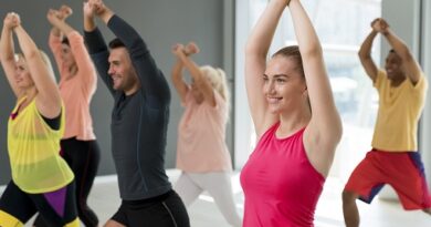 Cardio, memoria y bienestar en una sola clase: así se entrena con bailo fit