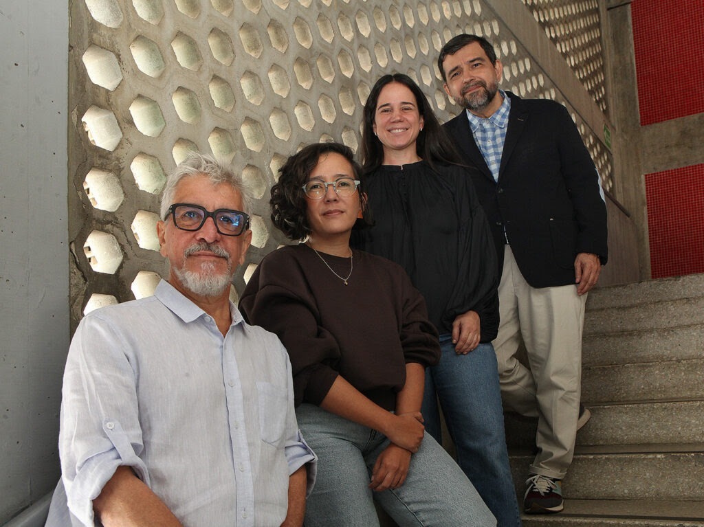 De izq a der Jaime Cruz, Eddymir Briceño Vanessa Farina y José Humberto Gómez responsables del desarrollo e implementación curricular de la Licenciatura en Diseño de la UCAB