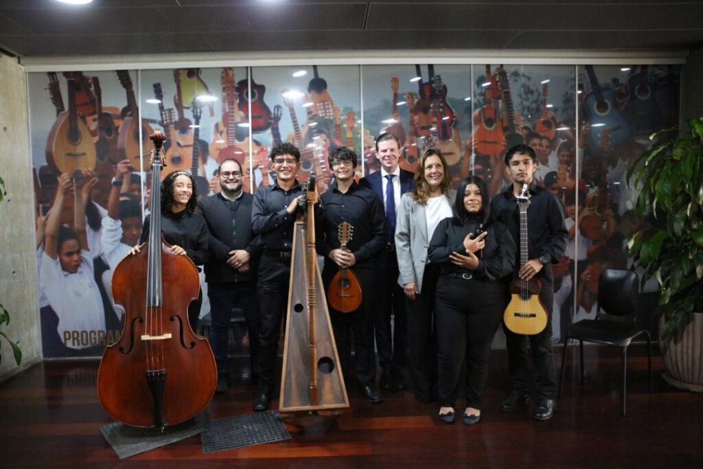 Seguros Venezuela y El Sistema. Música, protección y futuro: acuerdo que construye país