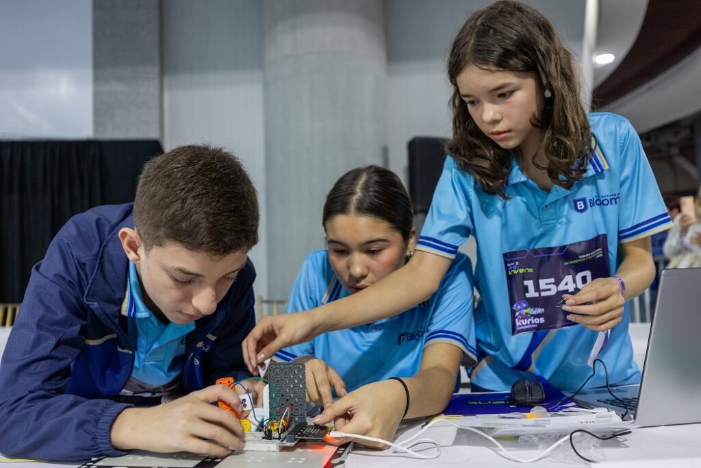 Kurios y BNC impulsan torneo nacional de robótica 2026