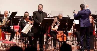 La OSV conmovió al público en un histórico homenaje al Maestro Gonzalo Castellanos Yumar