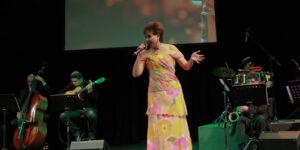 El Centro Cultural de Arte Moderno presenta una emotiva edición del exitoso espectáculo "Ellas son bolero",