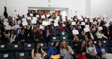 IESA y MUN UCV certifican a 128 jóvenes en el cierre de conferencias de liderazgo y actualidad
