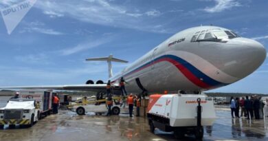 Llegan a Venezuela aviones rusos con ayuda humanitaria