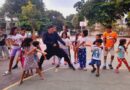 La magia del mimo despierta creatividad de niños y niñas en el campamento Gran Colombia