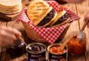 La Montserratina enciende las brasas para celebrar a la arepa en su día mundial