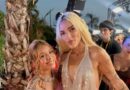 La cantante venezolana Anny deslumbra en los Premios Juventud 2026