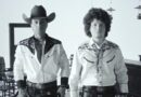 Rojo y Néstor Meness encienden la música latina con “El Último Cigarro”